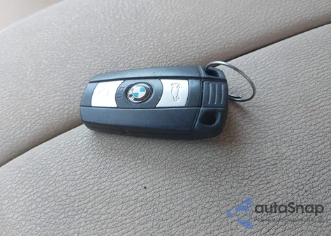 2010 BMW X5 xDrive30I z USA, uszkodzony, nr VIN 5UXFE4C50AL382734